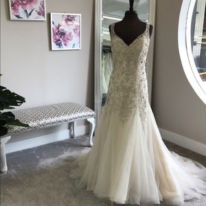 NWT Cosmobella Gown Style: 7799 Color: ivory/gold Size: 16